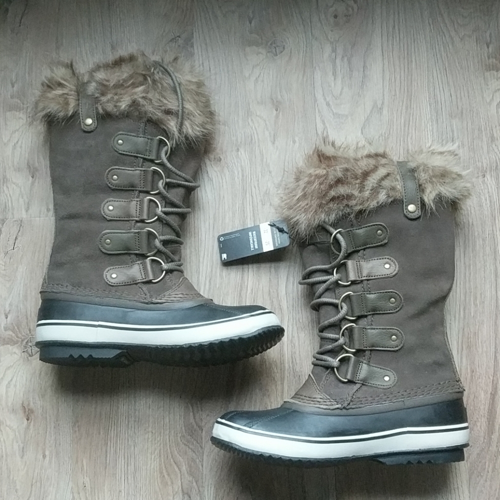 Sorel Joan of Arctic Fur Trim Duck Snow Boots - Picture 3 of 7